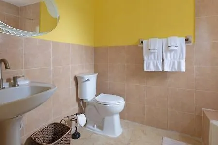 Hospitality Expert Stonehenge:5br Villa/chef/beach Villa *